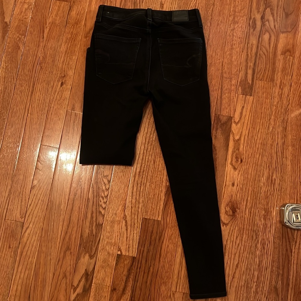 American Eagle Black 360 Ne(x)t Level Stretch High Rise Skinny Jeans Women’s 2 - Picture 9 of 9